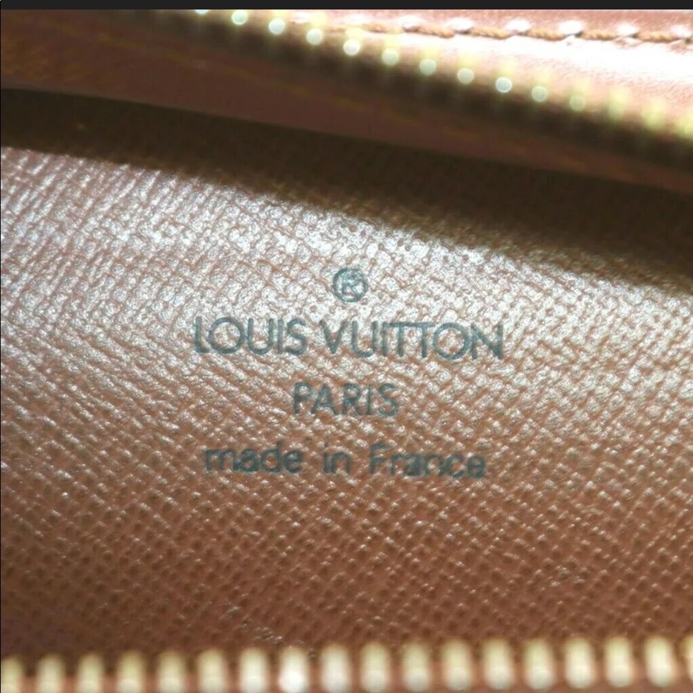 AUTHENTIC LOUIS VUITTON CLUTCH VINTAGE - Picture 4 of 11